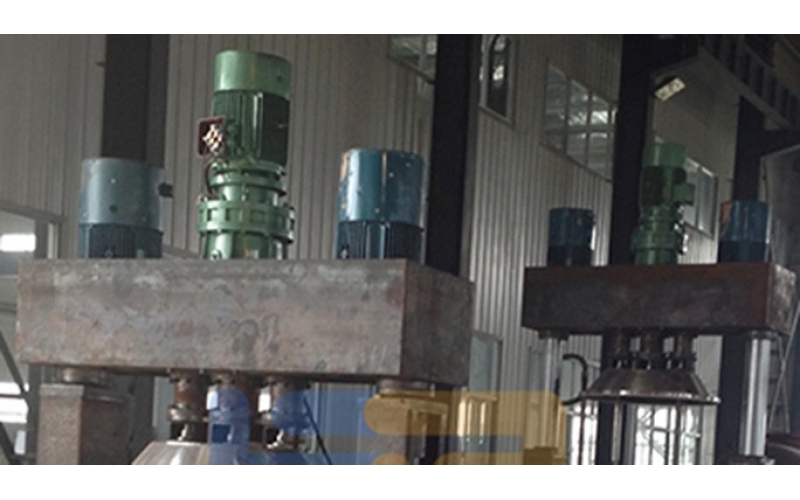 強(qiáng)力分散機(jī)美縫劑生產(chǎn)設(shè)備升降故障解決問(wèn)題